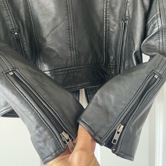 Muubaa Sabik Leather Biker Jacket in Black US 8 100% Sheep Skin - Picture 15 of 17